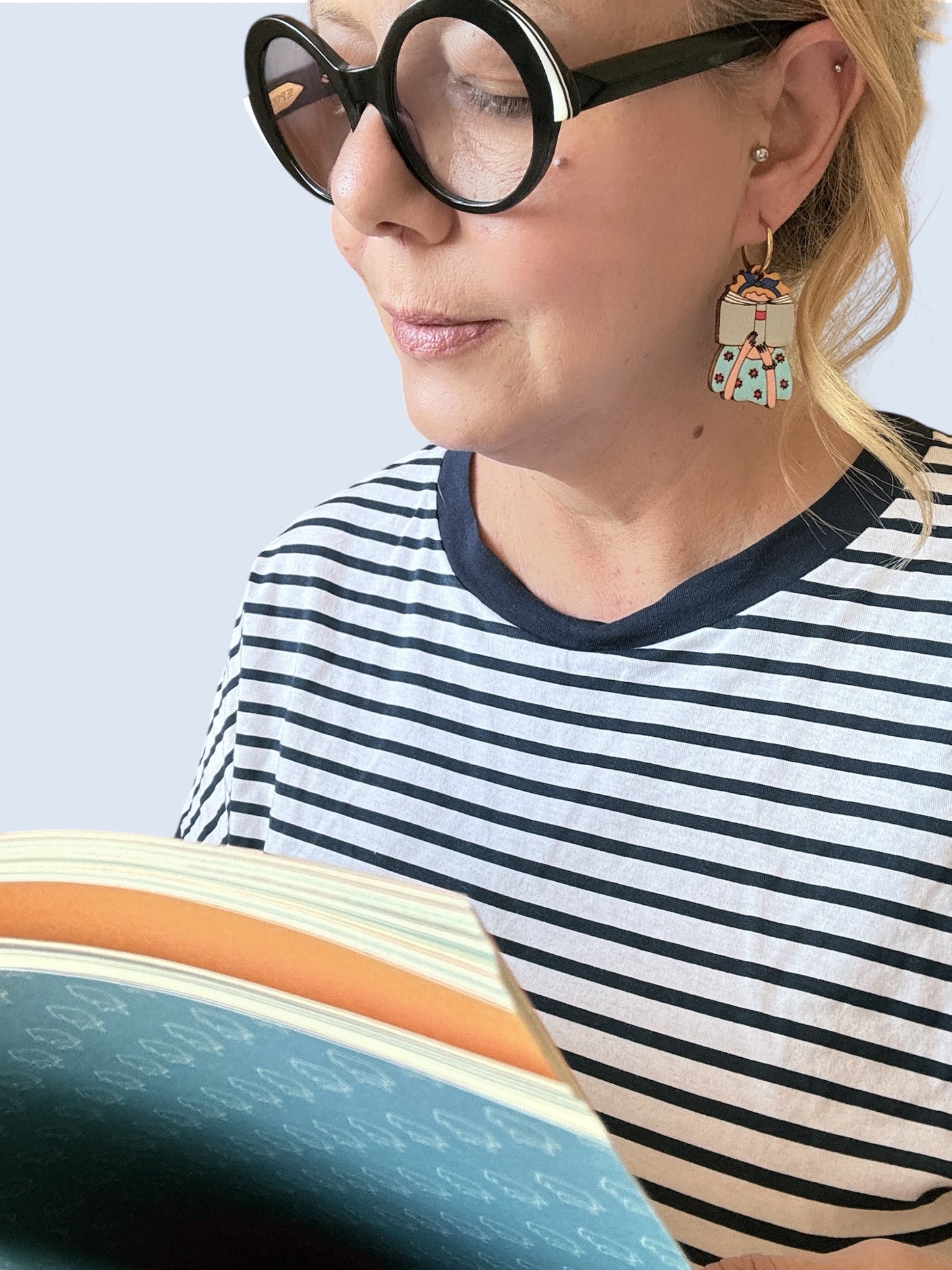 Orecchini La divoratrice di libri Summer edition