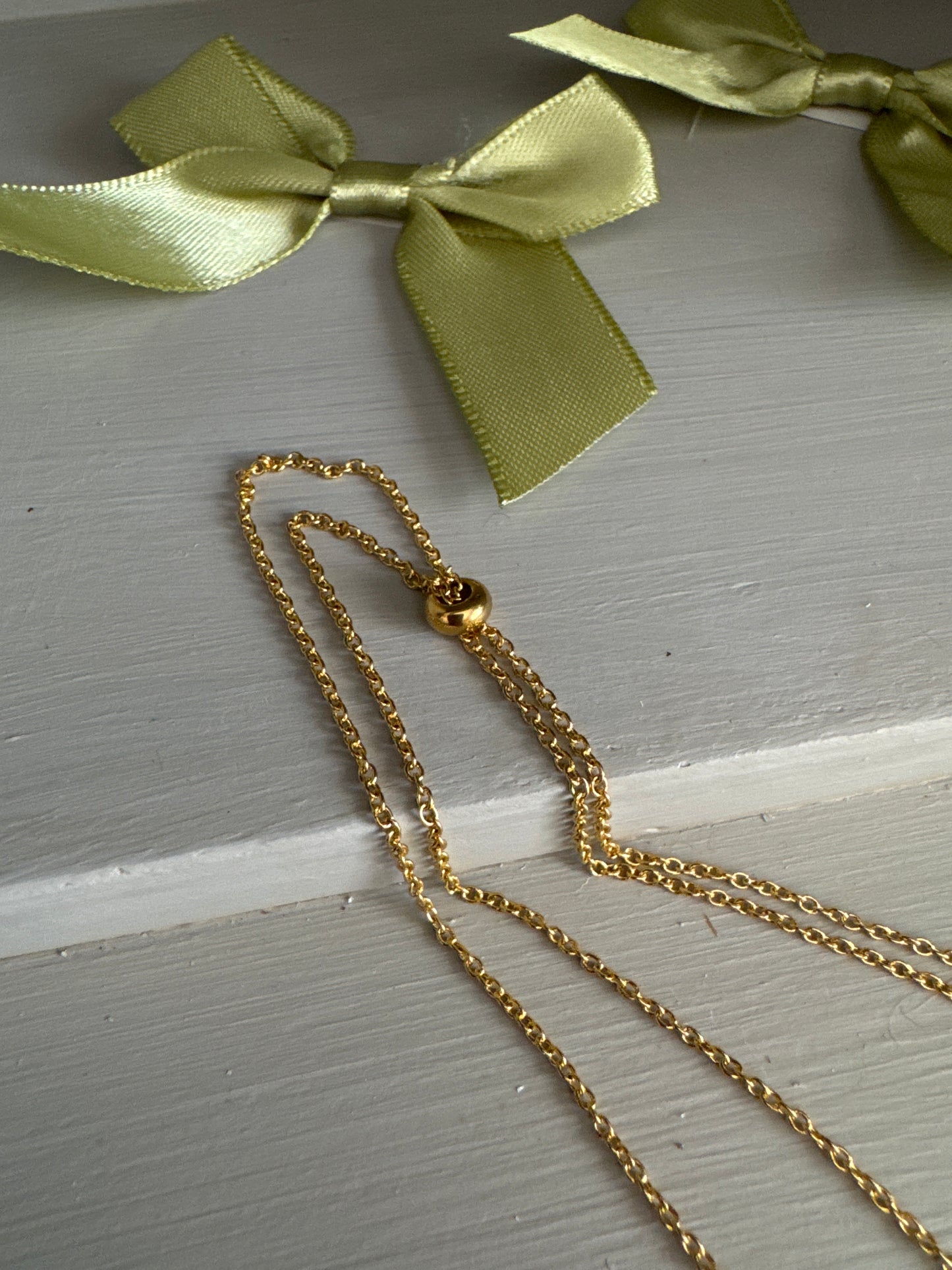 Collana regolabile con ciondolo peonia